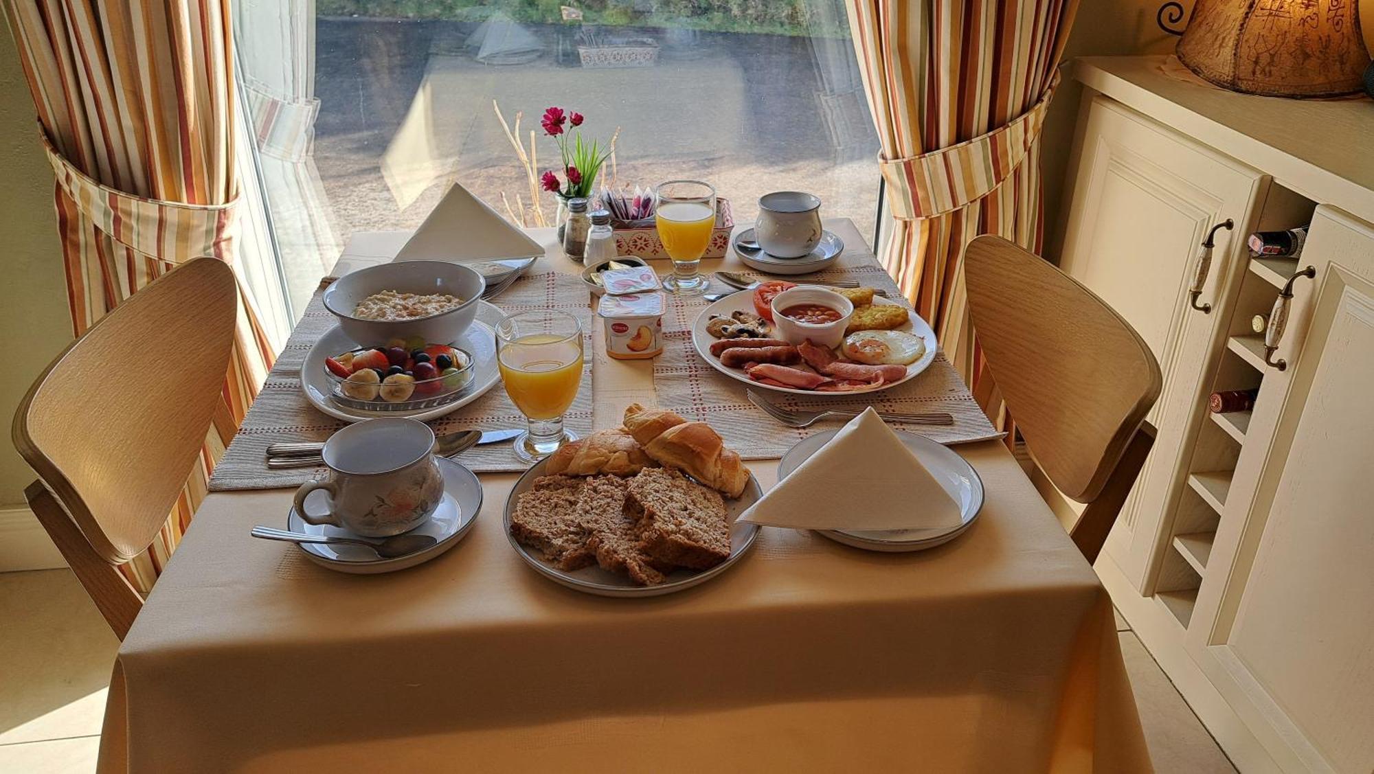 Hillhead House, F94 F6N1 Bed & Breakfast Ardara Exterior photo